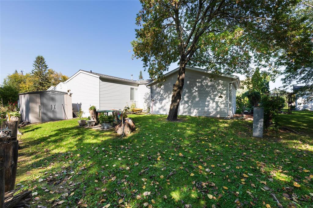 28 Aspen Estate Road, Steinbach, Manitoba  R5G 2J7 - Photo 29 - 202602693