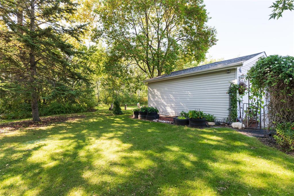 28 Aspen Estate Road, Steinbach, Manitoba  R5G 2J7 - Photo 45 - 202602693