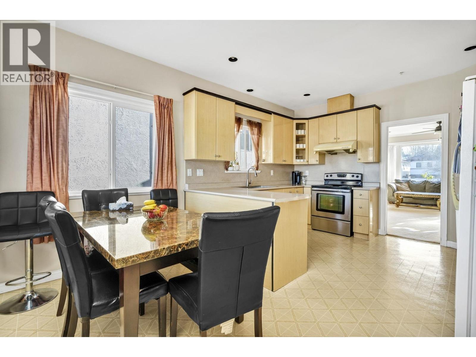 591 E 28th Avenue, Vancouver, British Columbia  V5V 2N4 - Photo 3 - R3090177