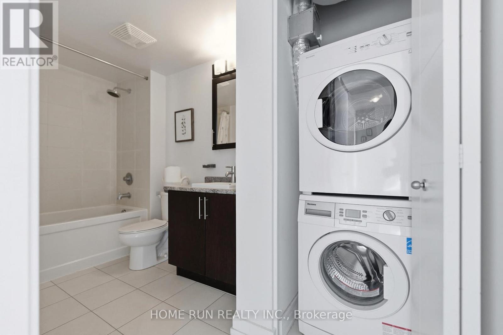 1306 - 40 Nepean Street, Ottawa, Ontario  K2P 0X5 - Photo 16 - X12527422