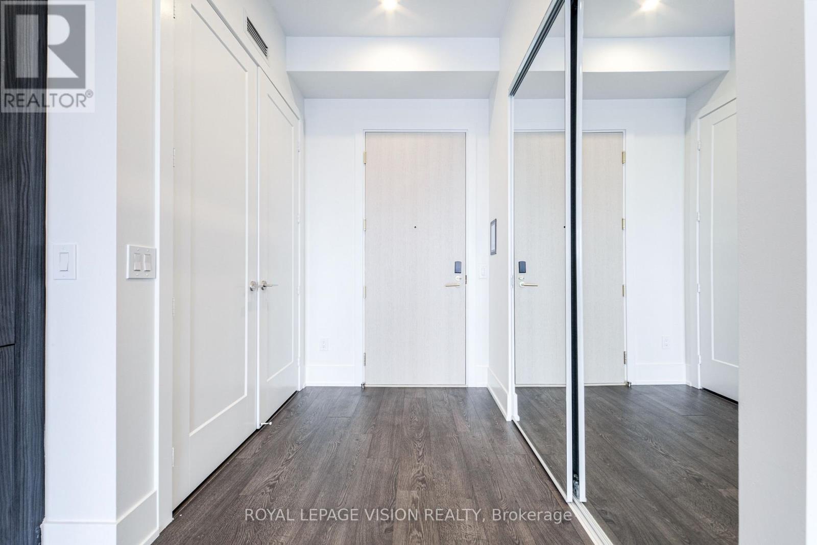 1902 - 480 Front Street W, Toronto, Ontario  M5V 0V6 - Photo 6 - C12791944