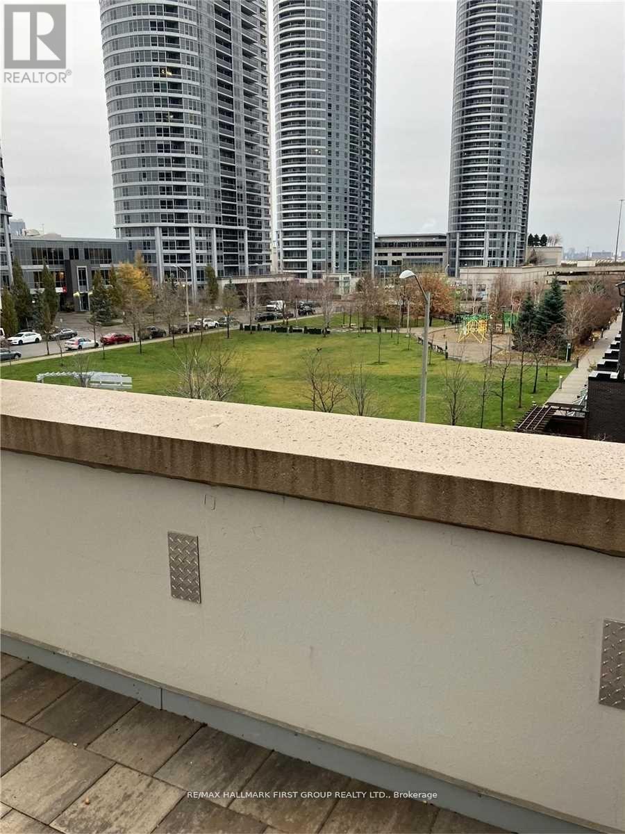 316 - 275 Village Green Square, Toronto, Ontario  M1S 0L8 - Photo 9 - E12791950