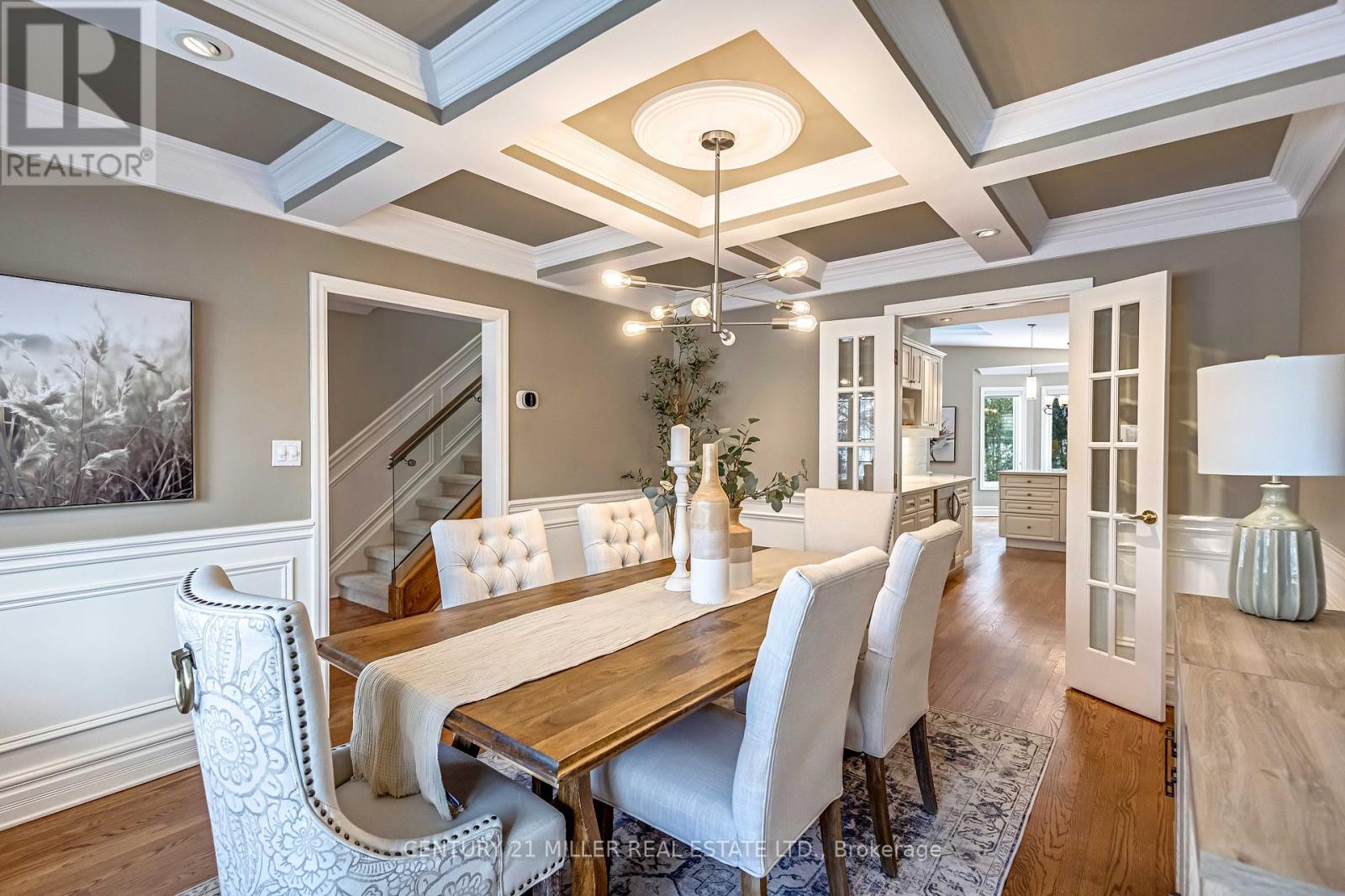 428 Hendrie Avenue, Burlington, Ontario  L7T 1E2 - Photo 11 - W12791954