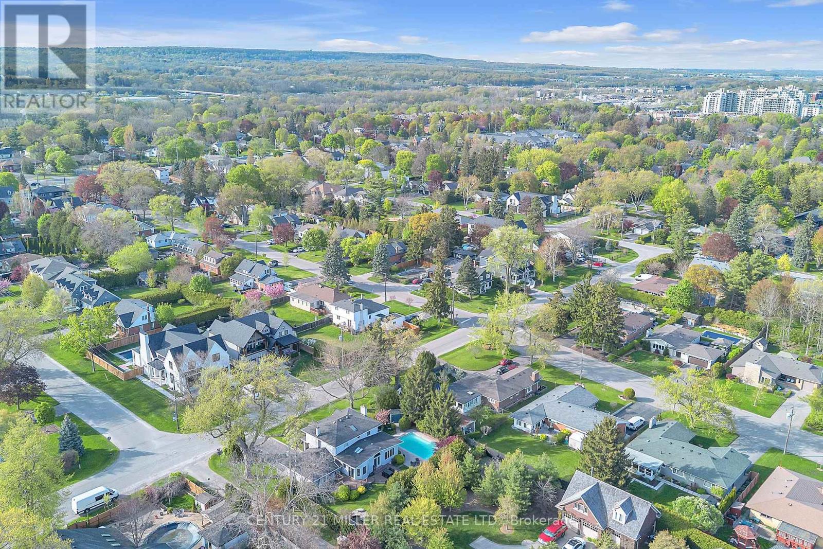 428 Hendrie Avenue, Burlington, Ontario  L7T 1E2 - Photo 33 - W12791954