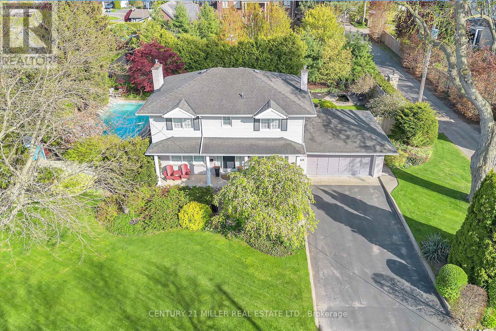 428 Hendrie Avenue, Burlington, Ontario  L7T 1E2 - Photo 36 - W12791954