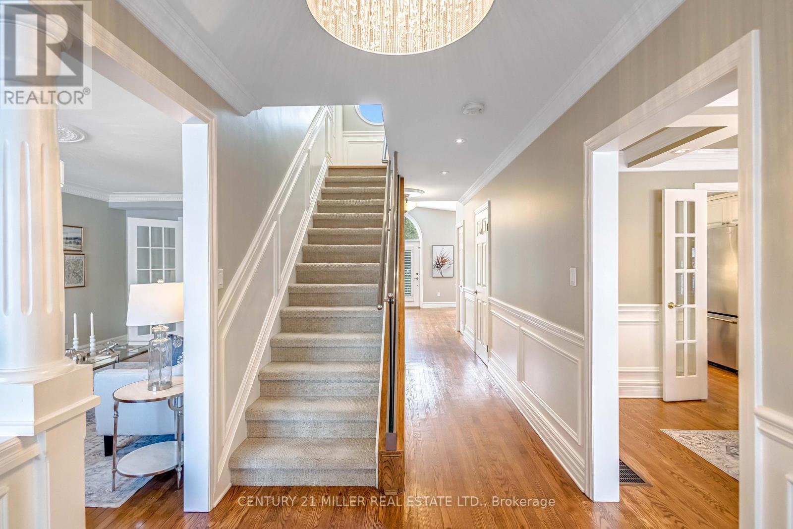 428 Hendrie Avenue, Burlington, Ontario  L7T 1E2 - Photo 6 - W12791954