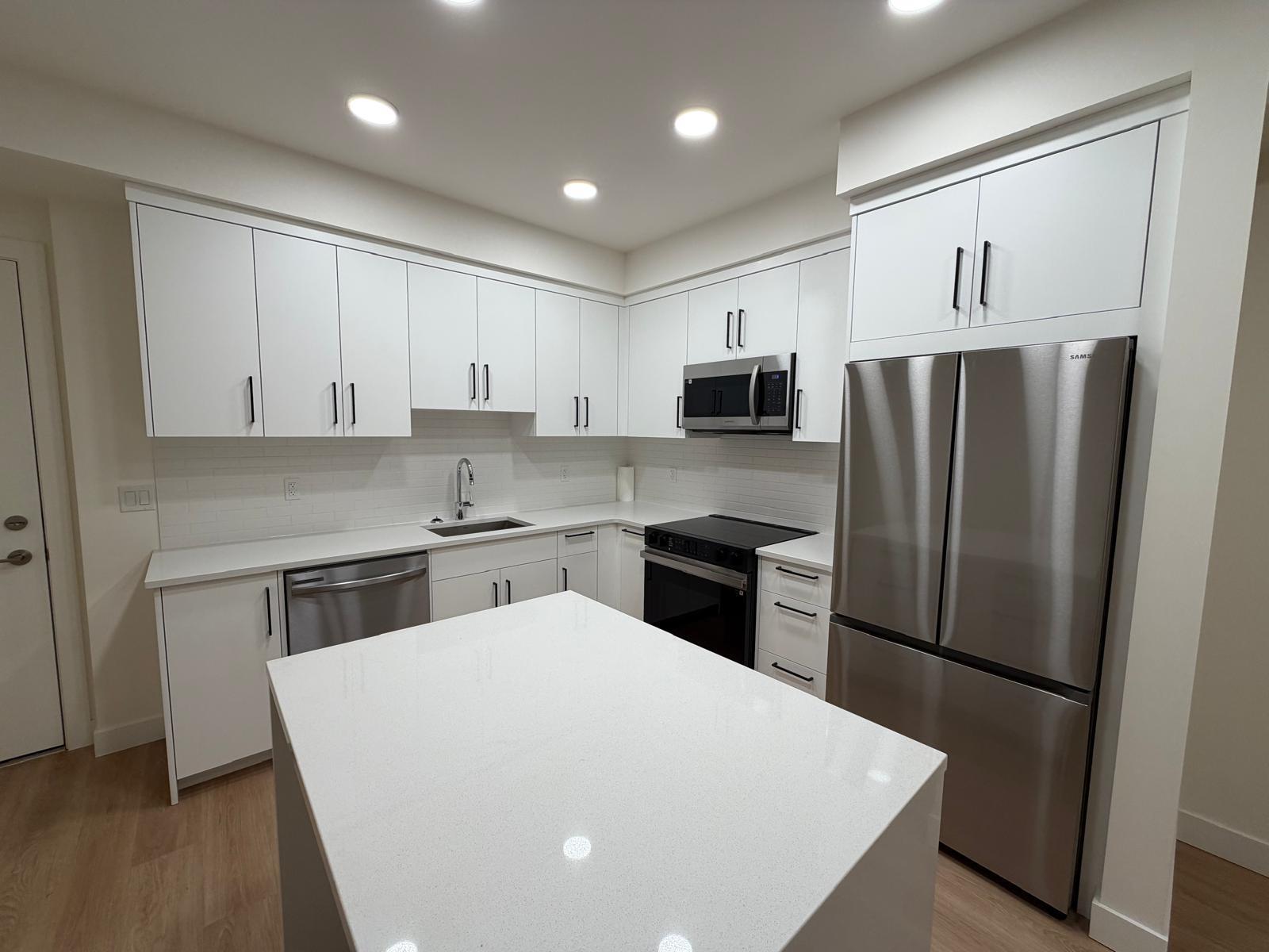 309 33816 South Fraser Way, Abbotsford, British Columbia  V2S 0P2 - Photo 4 - R3085302