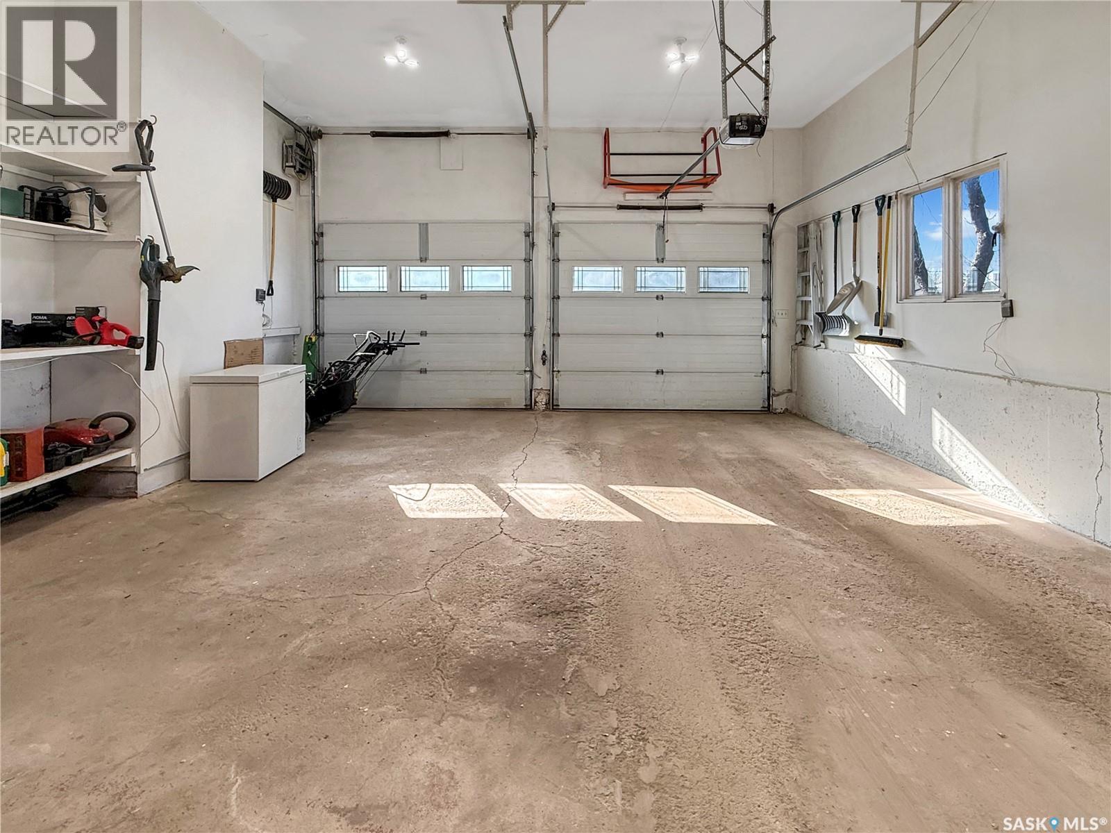 372 Hayes Drive, Swift Current, Saskatchewan  S9H 4H1 - Photo 27 - SK028600