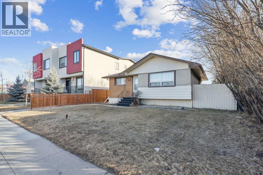 1816 42 Street SE, Calgary, Alberta