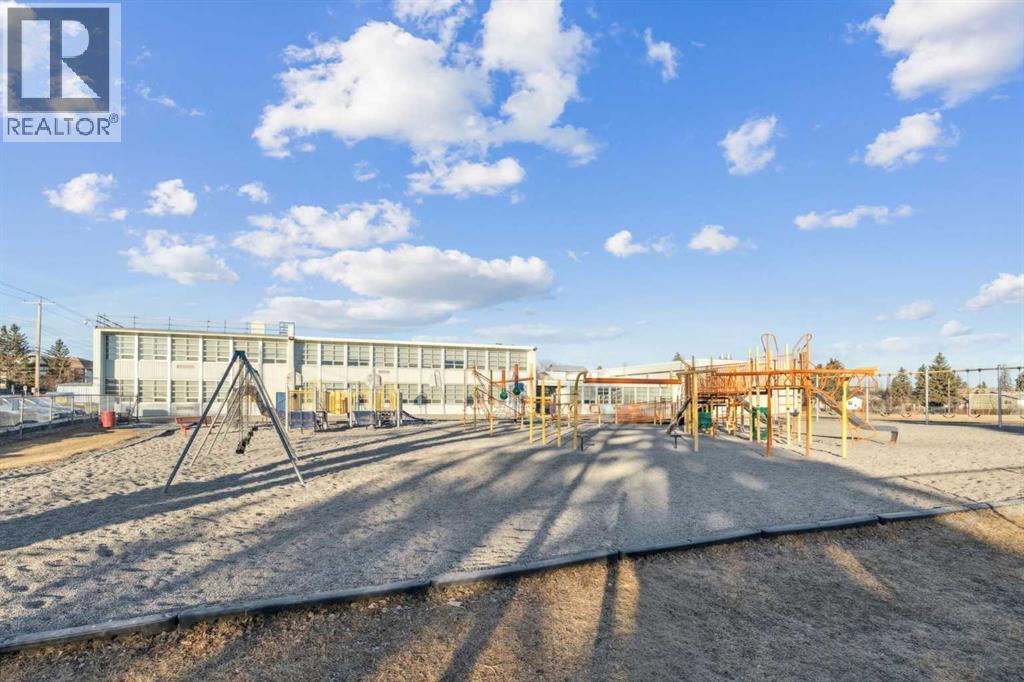 1816 42 Street Se, Calgary, Alberta  T2B 1E9 - Photo 43 - A2285724