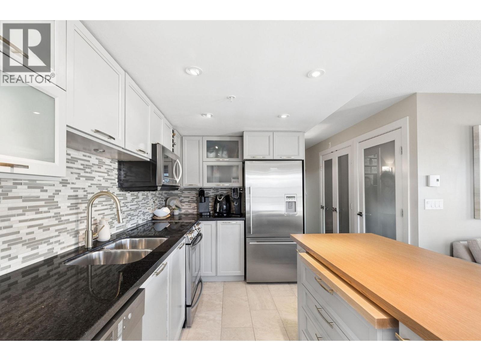 706 2137 W 10th Avenue, Vancouver, British Columbia  V6K 4W4 - Photo 6 - R3090183