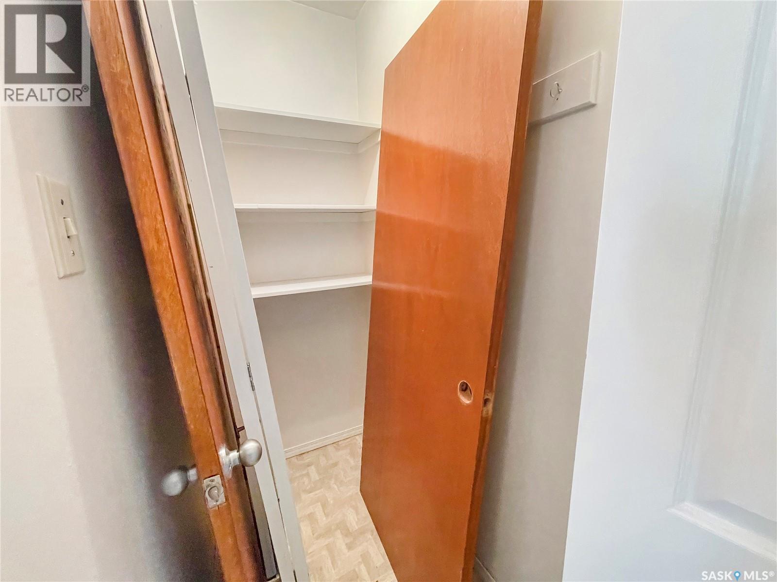 4361 Price Avenue, Gull Lake, Saskatchewan  S0N 1A0 - Photo 15 - SK028580