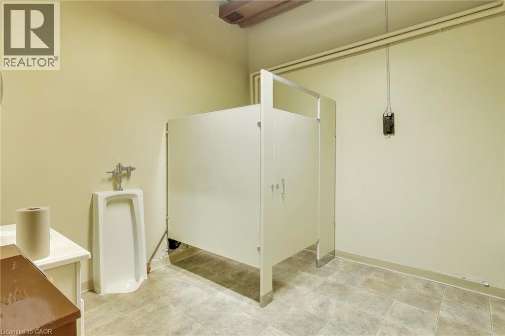 1974 King Street E, Hamilton, Ontario  L8K 1W3 - Photo 41 - 40765266