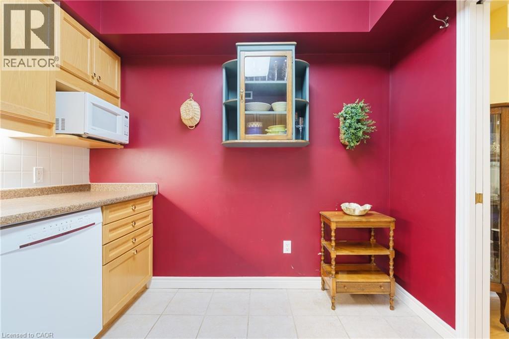 77 Governors Road Unit# 102, Dundas, Ontario  L9H 7N8 - Photo 19 - 40768551