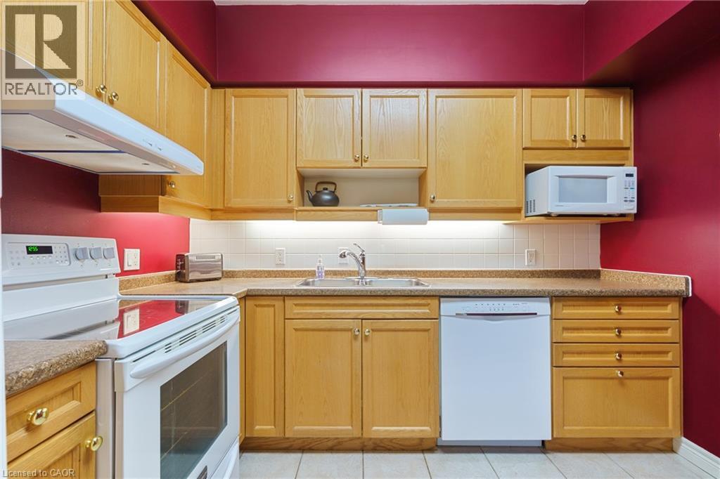 77 Governors Road Unit# 102, Dundas, Ontario  L9H 7N8 - Photo 20 - 40768551