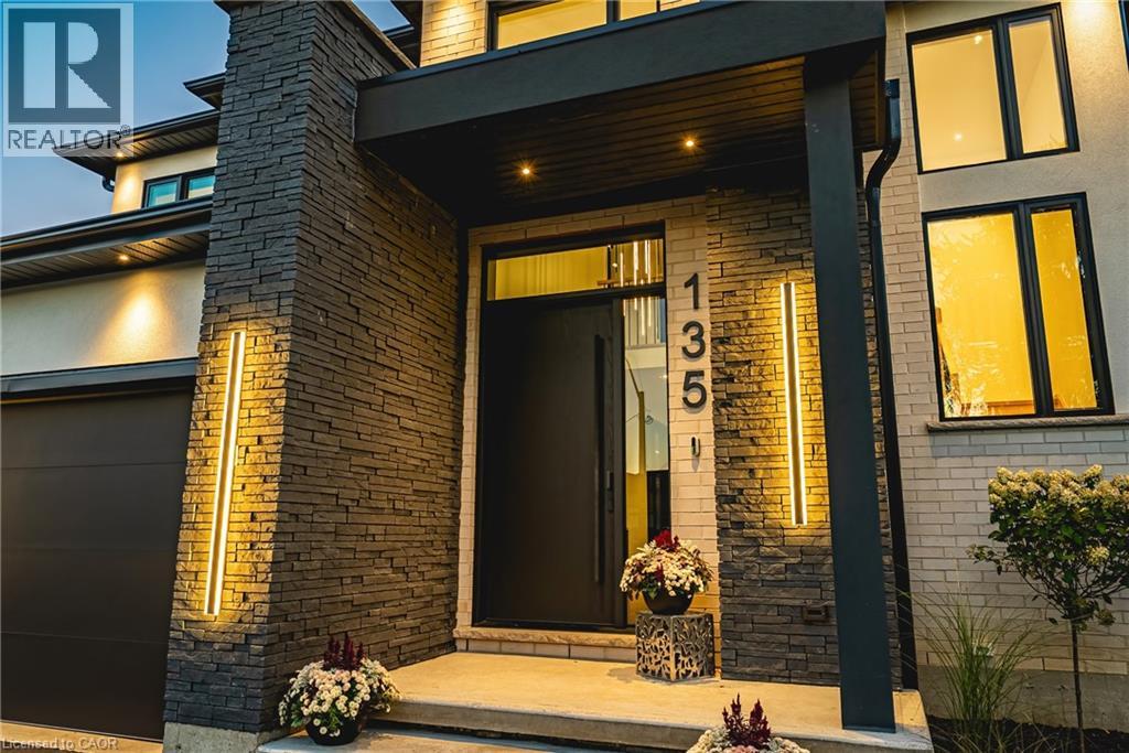 135 Eleanor Avenue, Hamilton, Ontario  L8W 1C7 - Photo 4 - 40784006