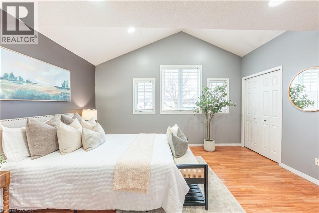 Photo 15 of 47 for 42 Roman Crescent