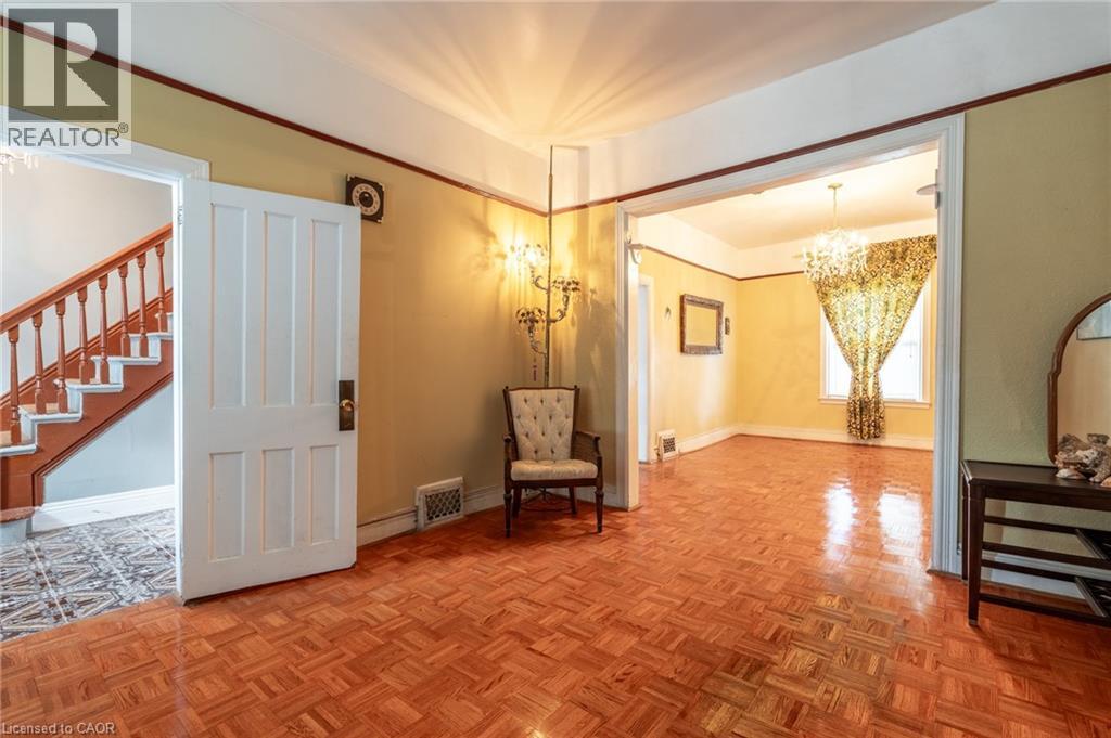 128 Hess Street N, Hamilton, Ontario  L8R 2T2 - Photo 9 - 40804163