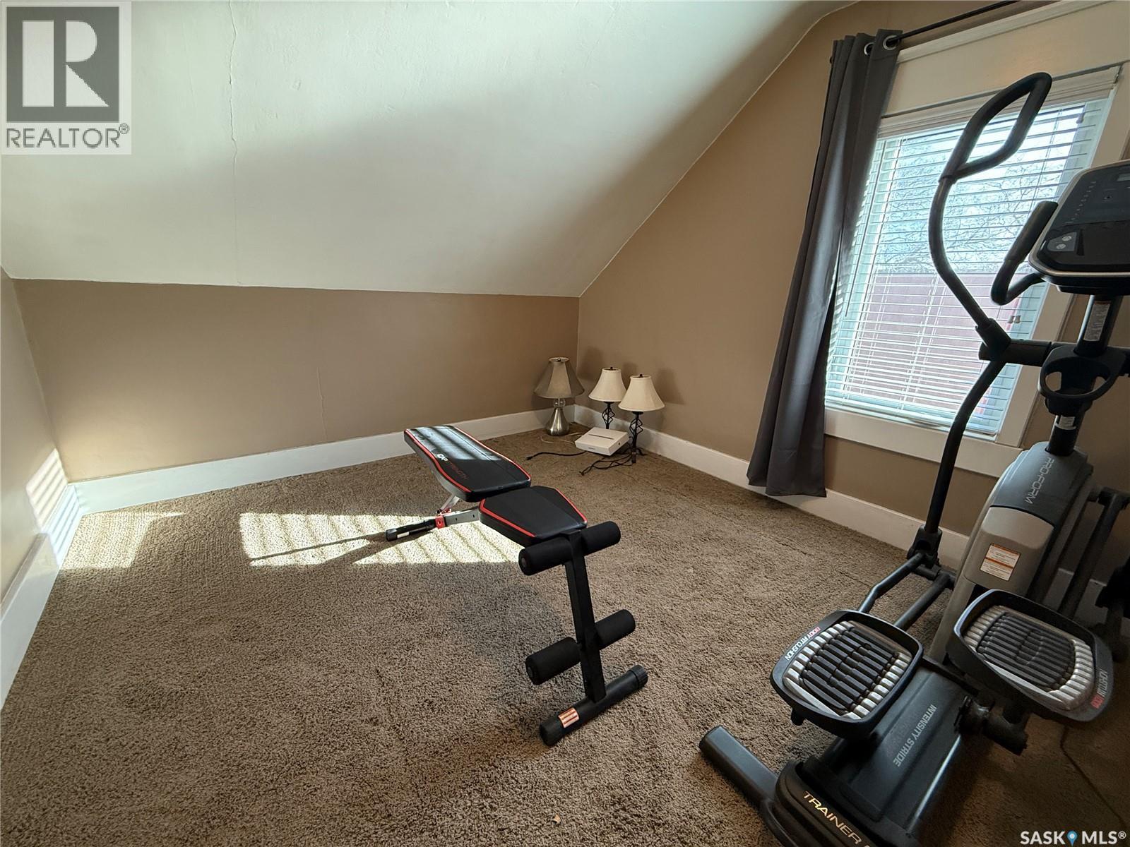 711 Luten Avenue, Radville, Saskatchewan  S0C 2G0 - Photo 20 - SK028654