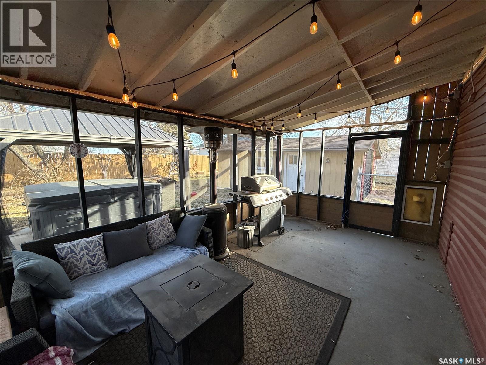 711 Luten Avenue, Radville, Saskatchewan  S0C 2G0 - Photo 26 - SK028654