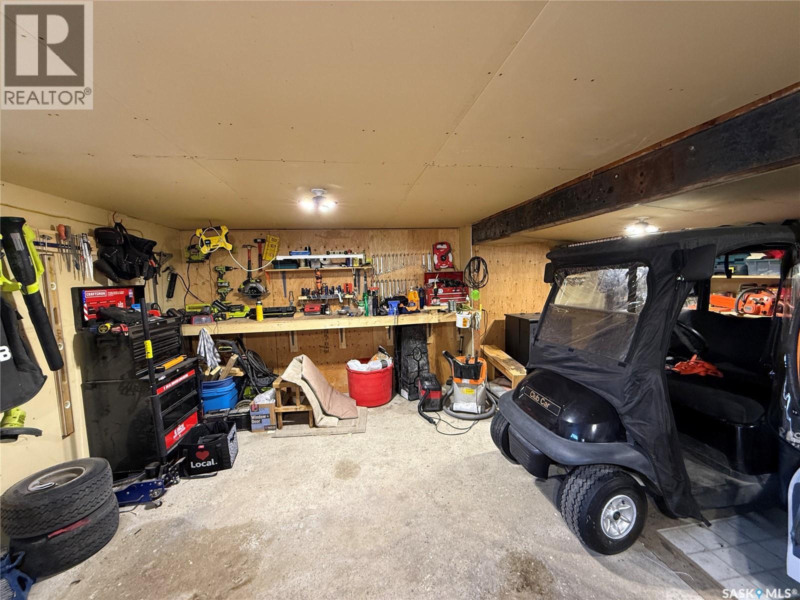 711 Luten Avenue, Radville, Saskatchewan  S0C 2G0 - Photo 30 - SK028654