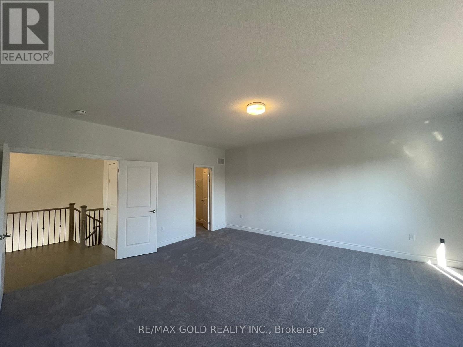 31 Dolomite Drive, Brampton, Ontario  L6P 4R6 - Photo 18 - W12791966