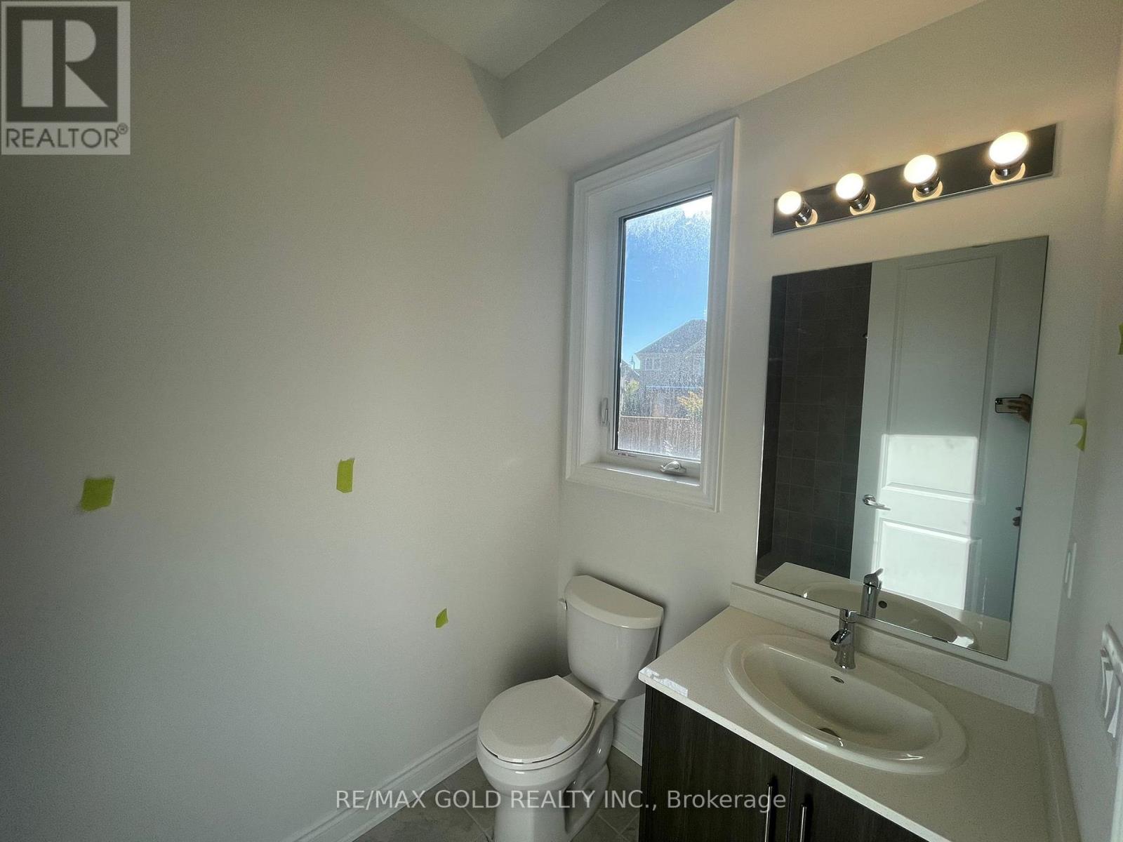 31 Dolomite Drive, Brampton, Ontario  L6P 4R6 - Photo 9 - W12791966