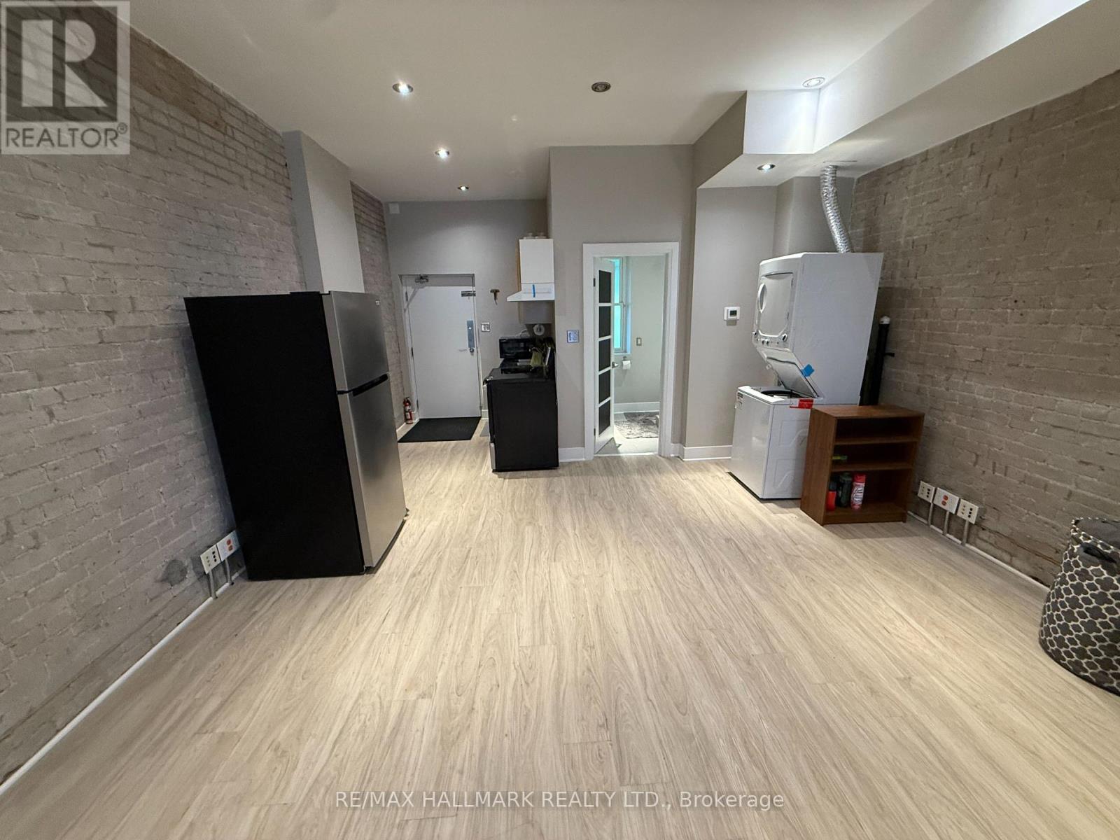 1926 Gerrard Street E, Toronto, Ontario  M4L 2C1 - Photo 27 - E12791970