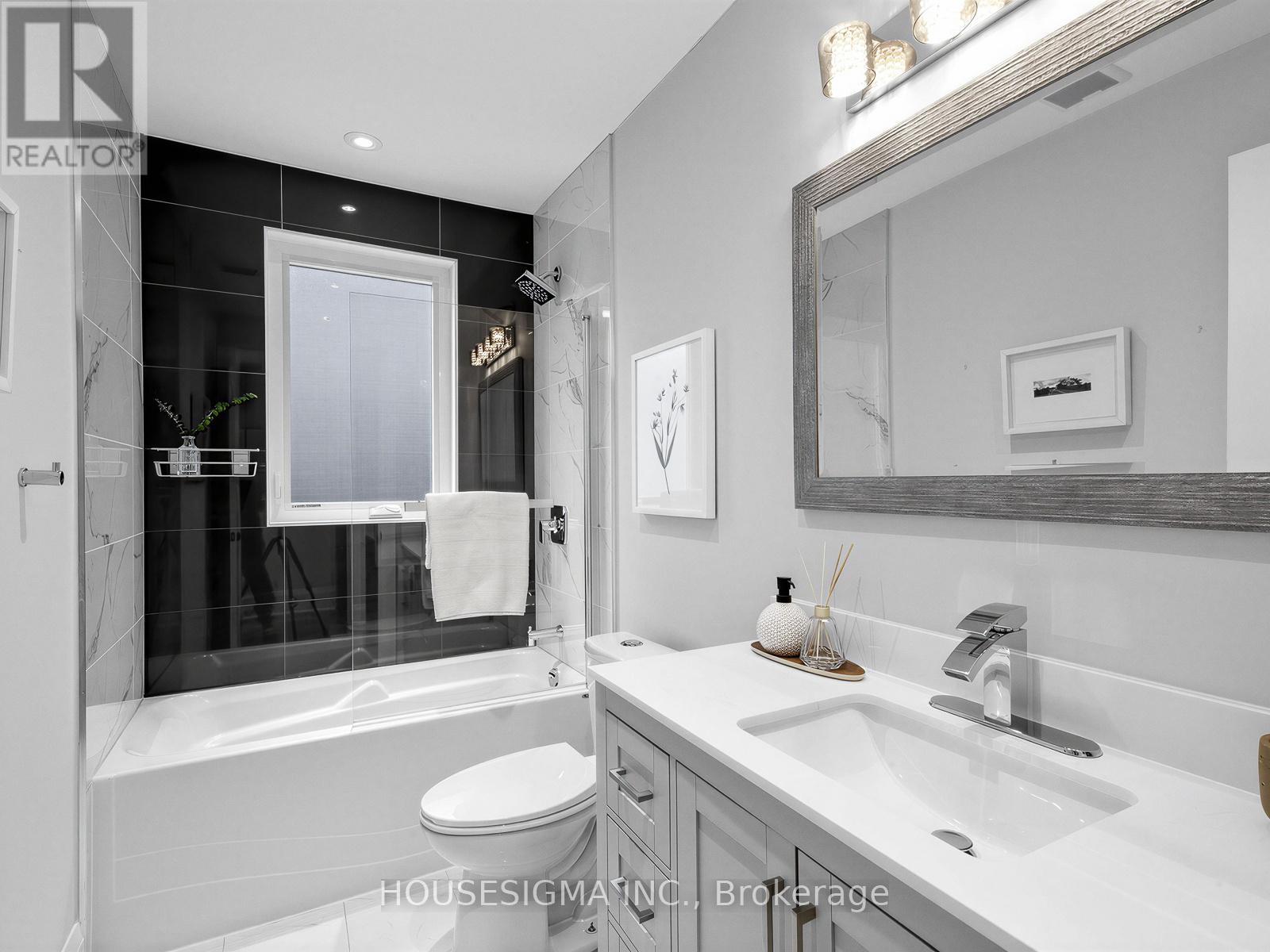 41 Kent Road, Toronto, Ontario  M4L 2X5 - Photo 23 - E12791978