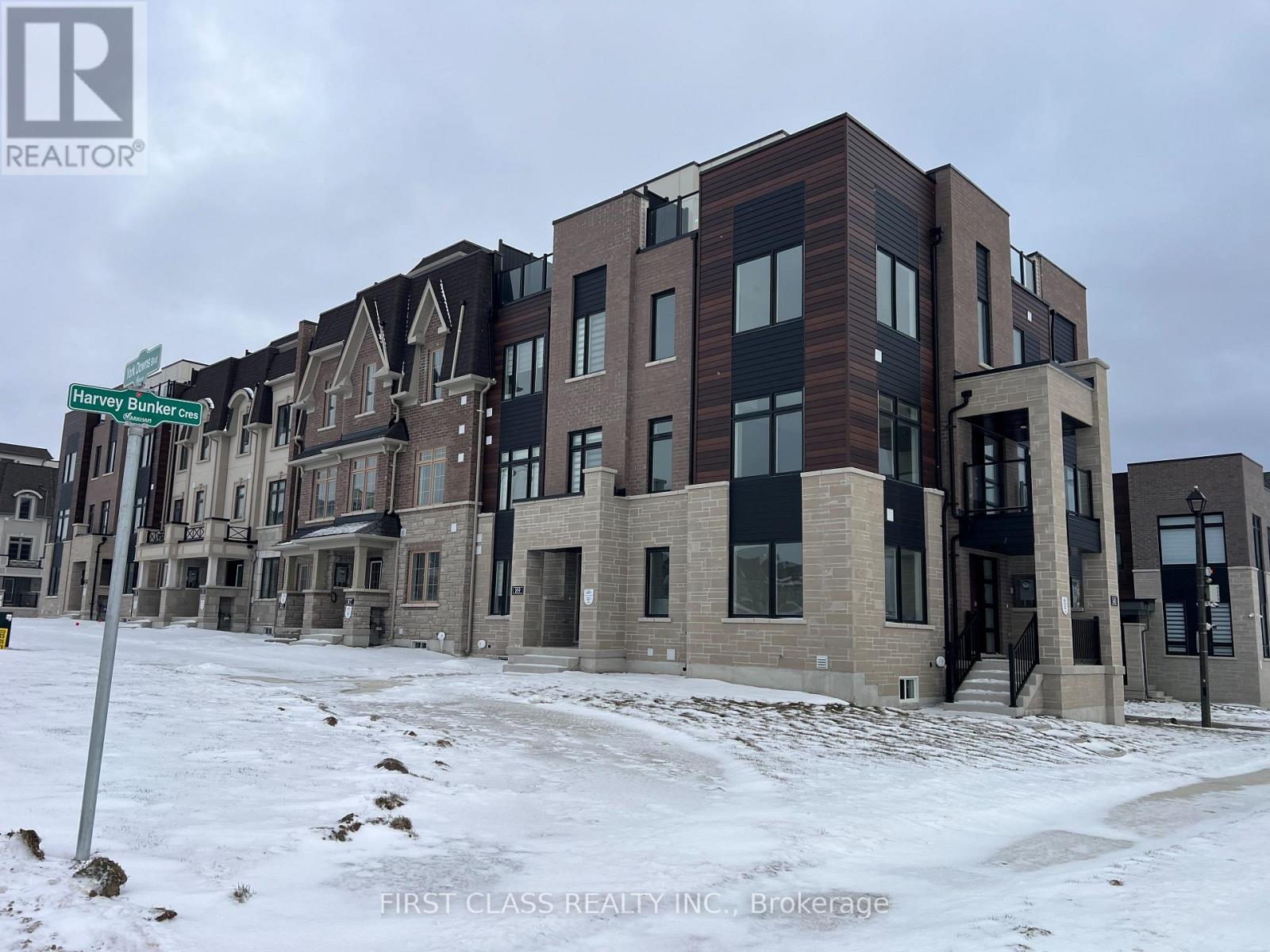 140 HARVEY BUNKER CRESCENT, Markham, Ontario