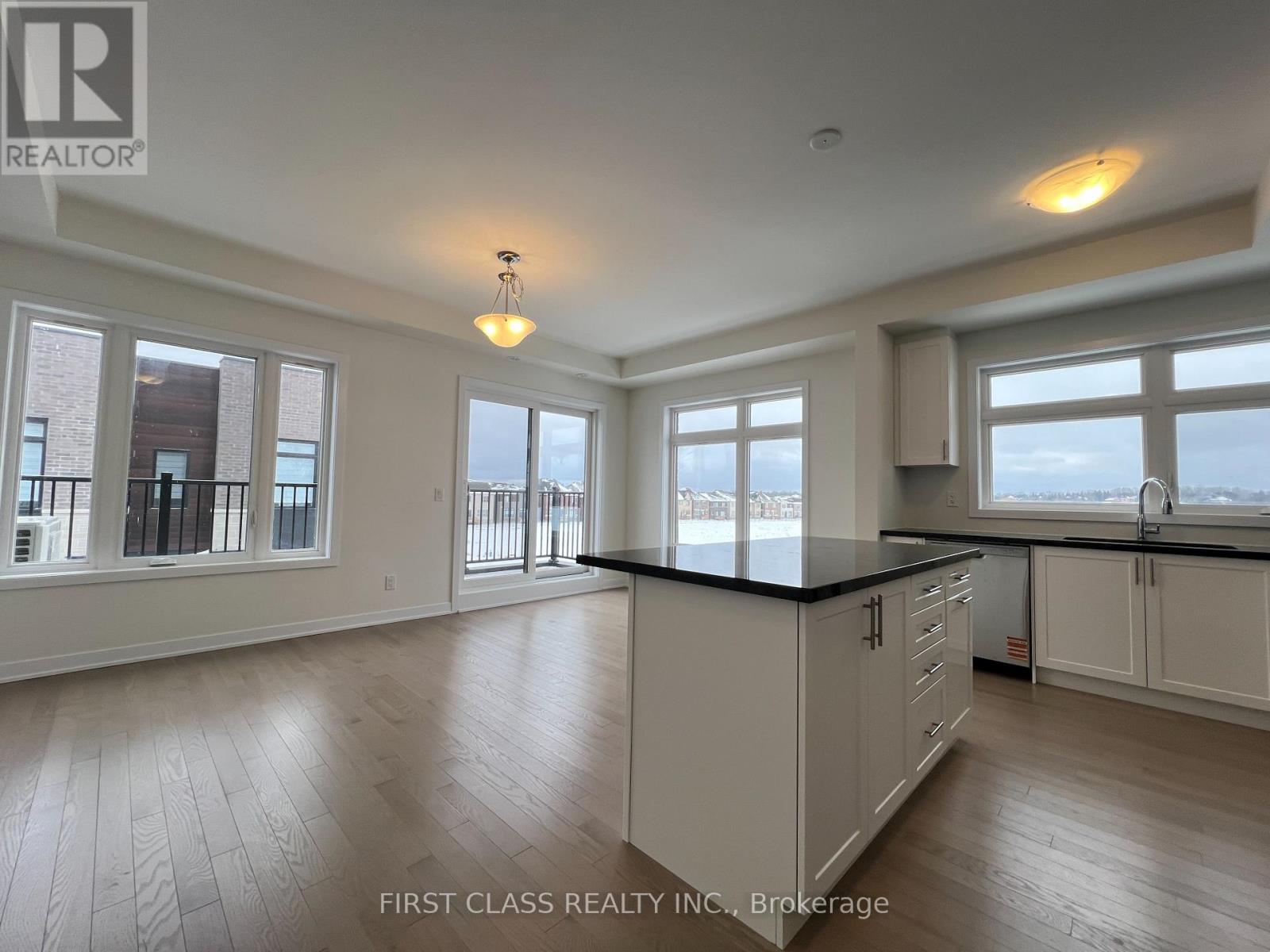 140 Harvey Bunker Crescent, Markham, Ontario  L6C 3K4 - Photo 4 - N12791986