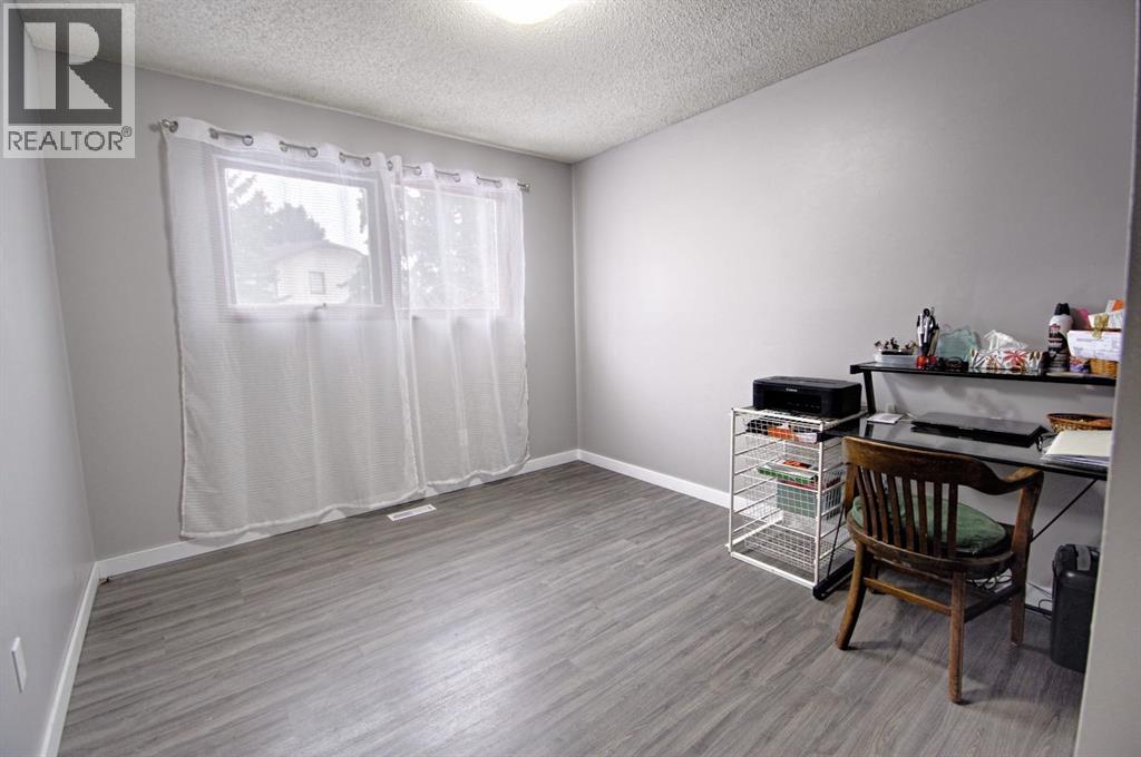 113 Cayuga Crescent W, Lethbridge, Alberta  T1K 5H4 - Photo 11 - A2275856