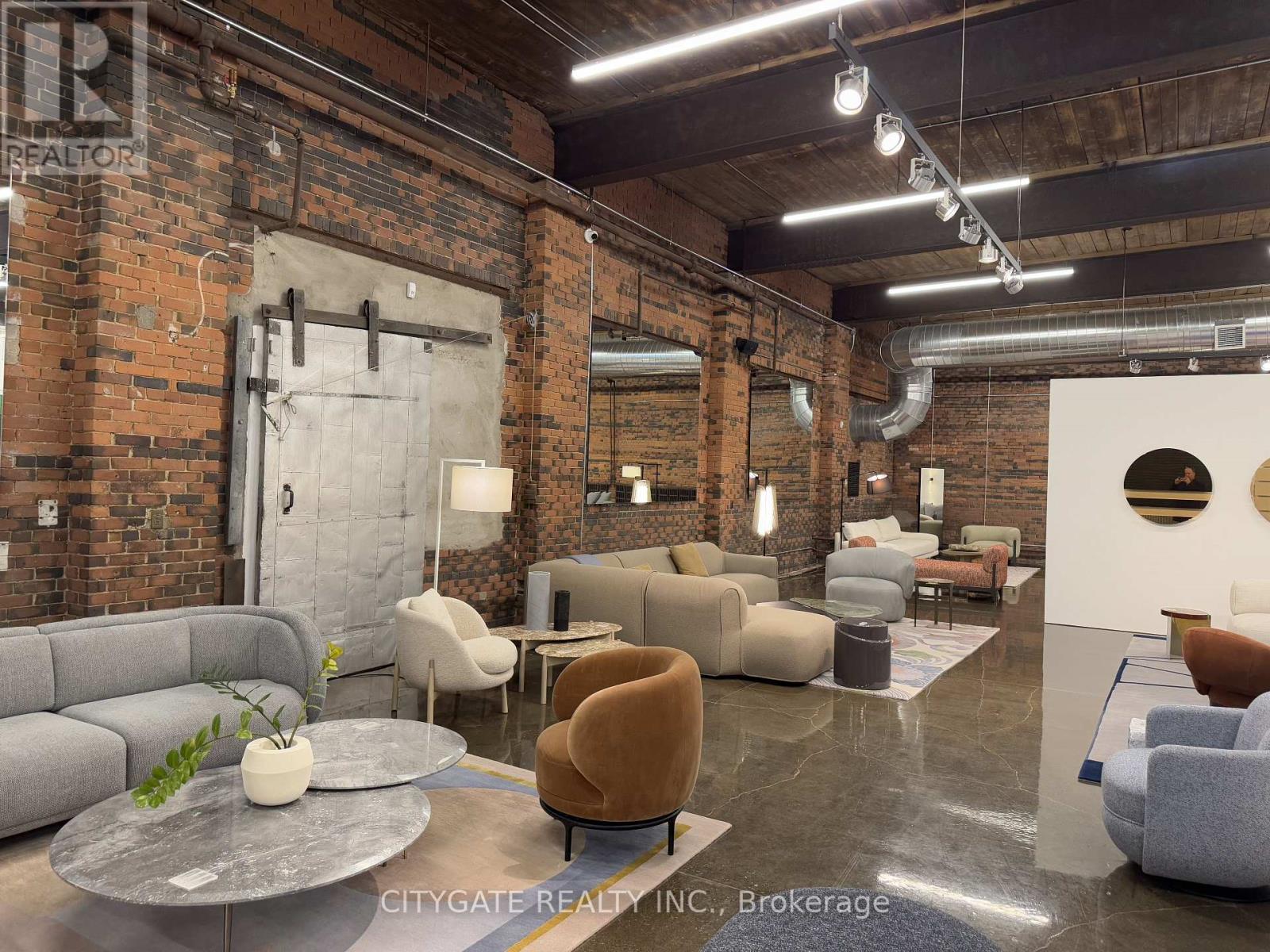 20 Wagstaff Drive, Toronto, Ontario  M4L 3W9 - Photo 7 - E12791992