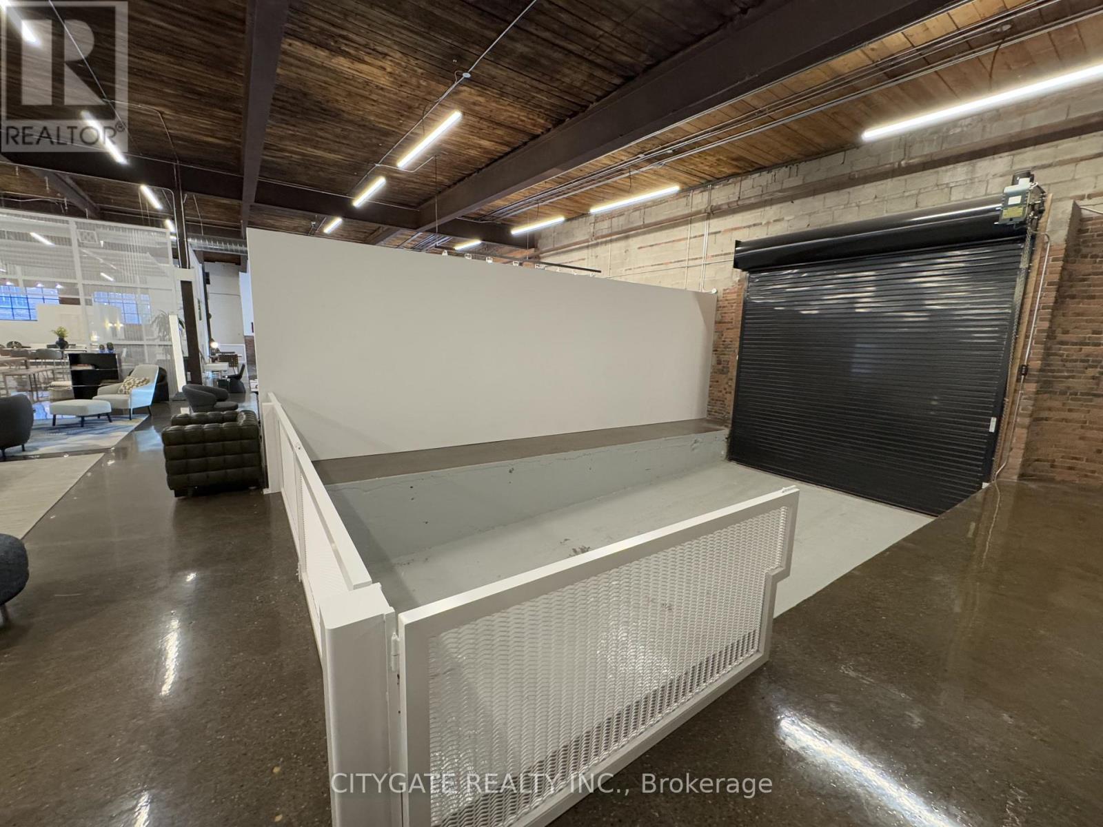 20 Wagstaff Drive, Toronto, Ontario  M4L 3W9 - Photo 8 - E12791992