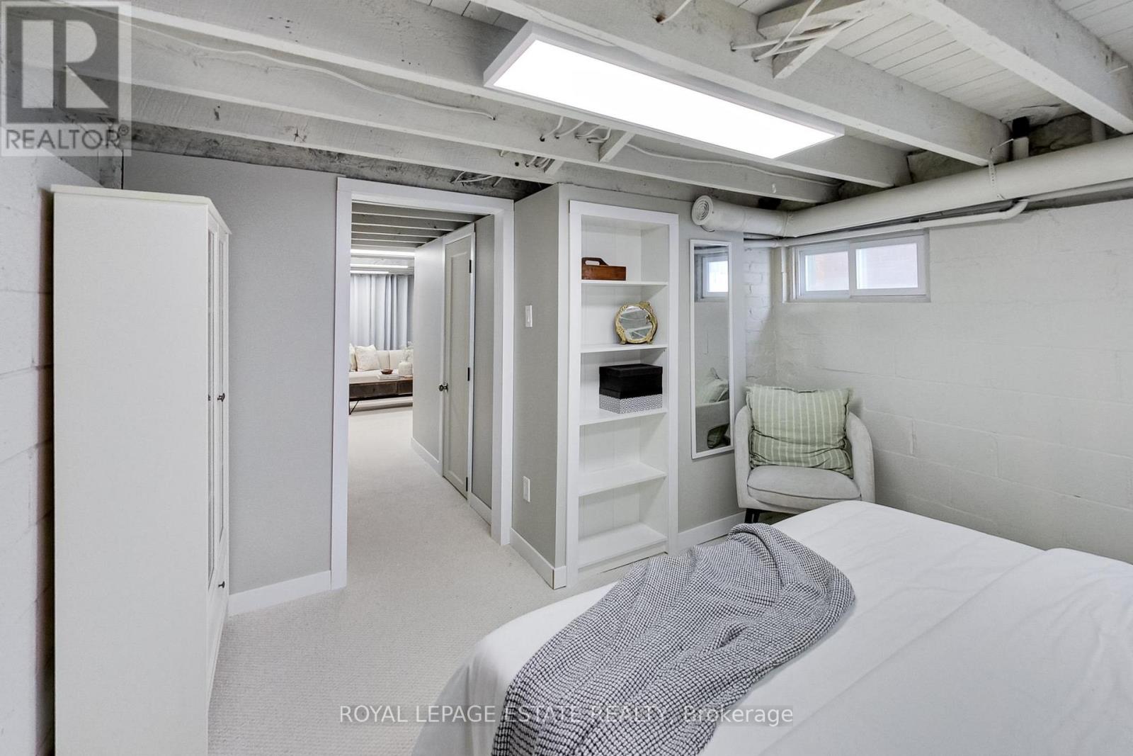 204 Queensdale Avenue, Toronto, Ontario  M4C 2A9 - Photo 23 - E12792002