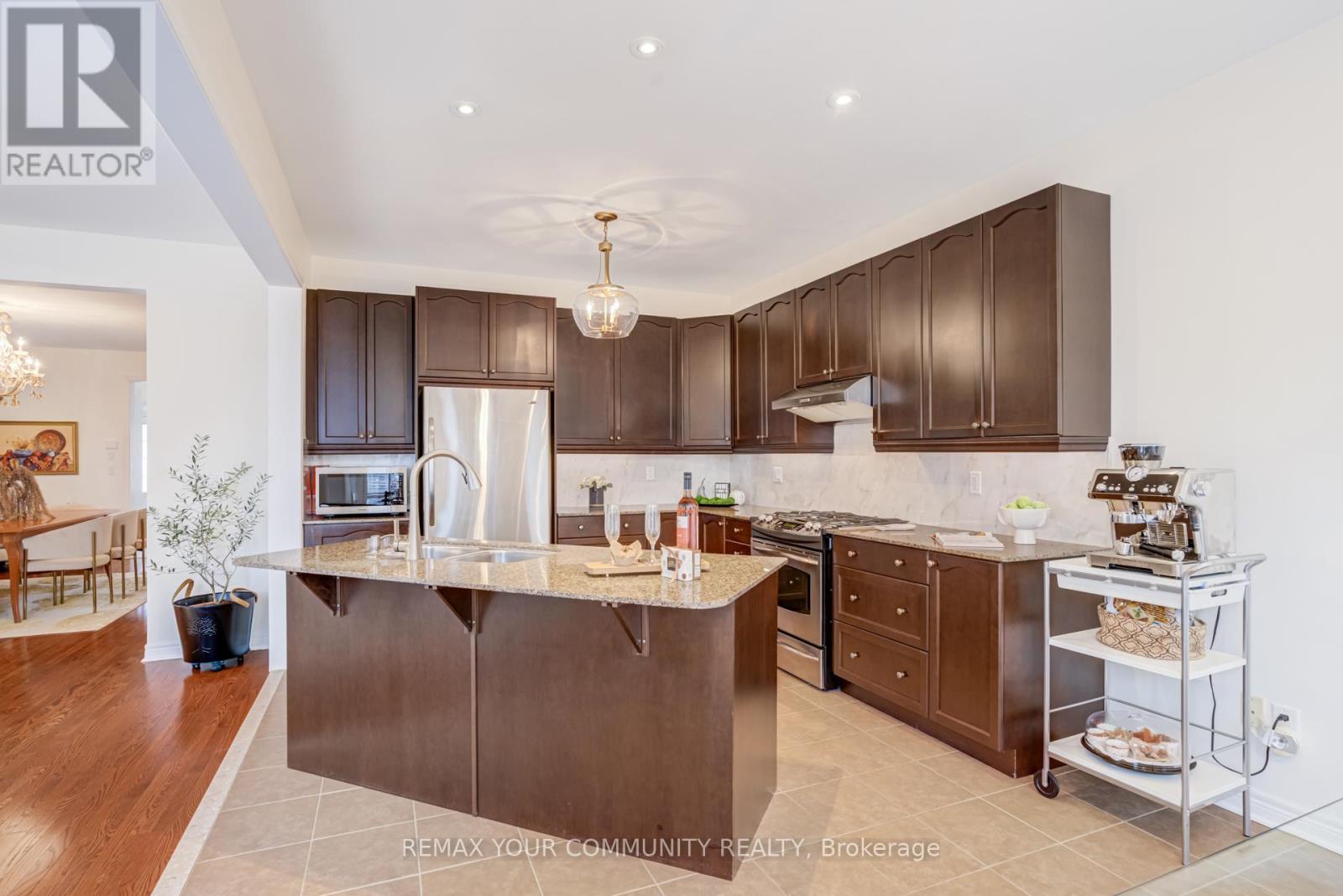 101 Woodville Drive, Vaughan, Ontario  L6A 4B2 - Photo 16 - N12792010