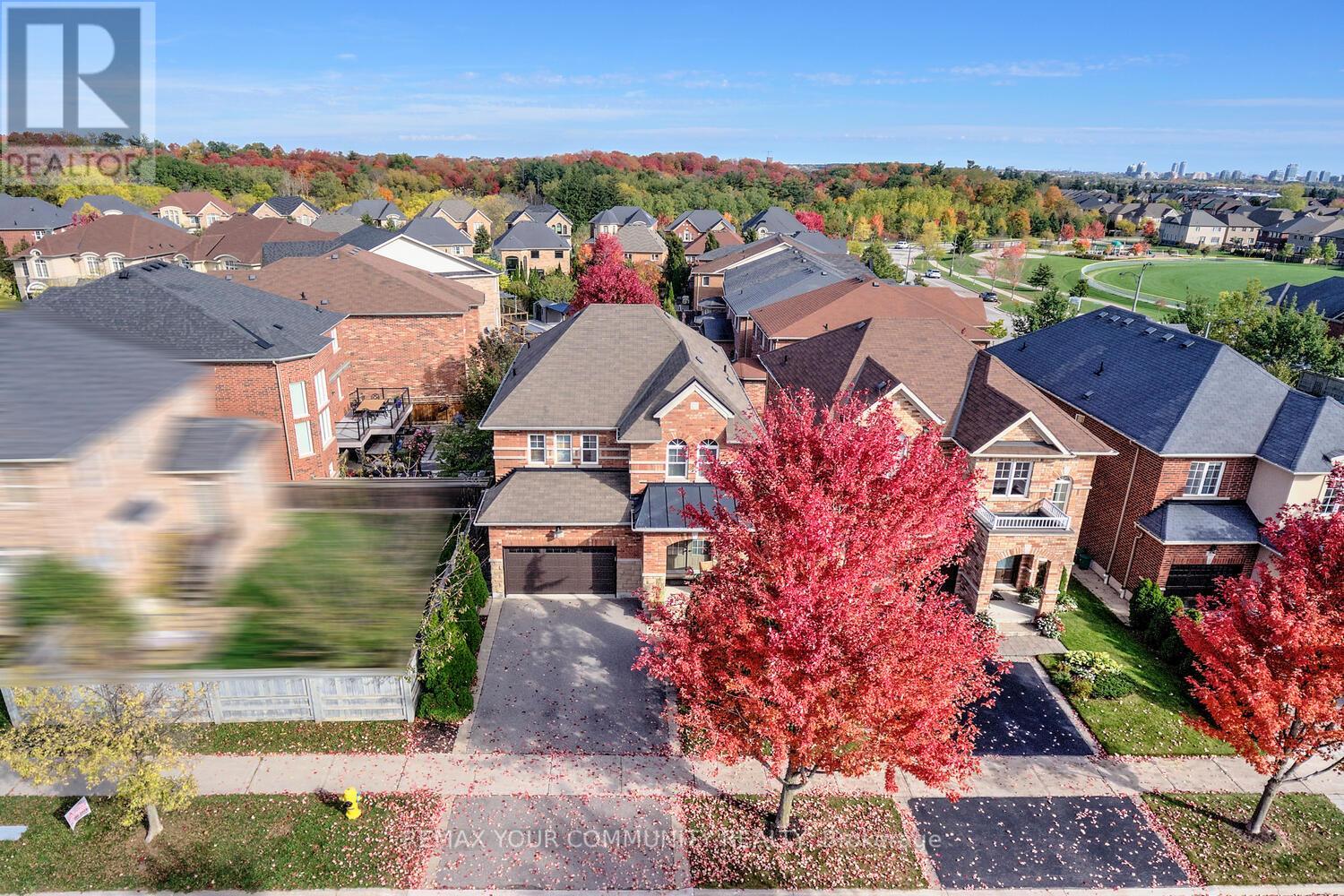 101 Woodville Drive, Vaughan, Ontario  L6A 4B2 - Photo 48 - N12792010