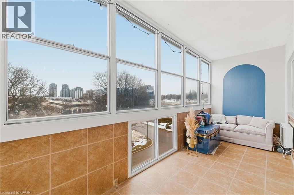 45 Westmount Road N Unit# 302, Waterloo, Ontario  N2L 2R3 - Photo 9 - 40799353