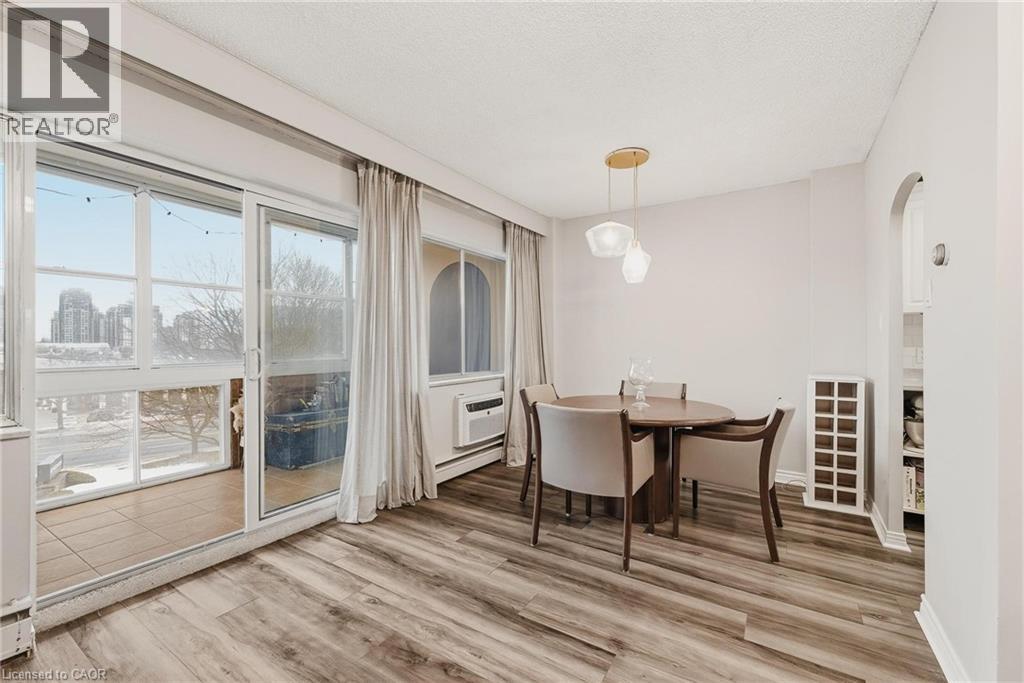 45 Westmount Road N Unit# 302, Waterloo, Ontario  N2L 2R3 - Photo 5 - 40799353