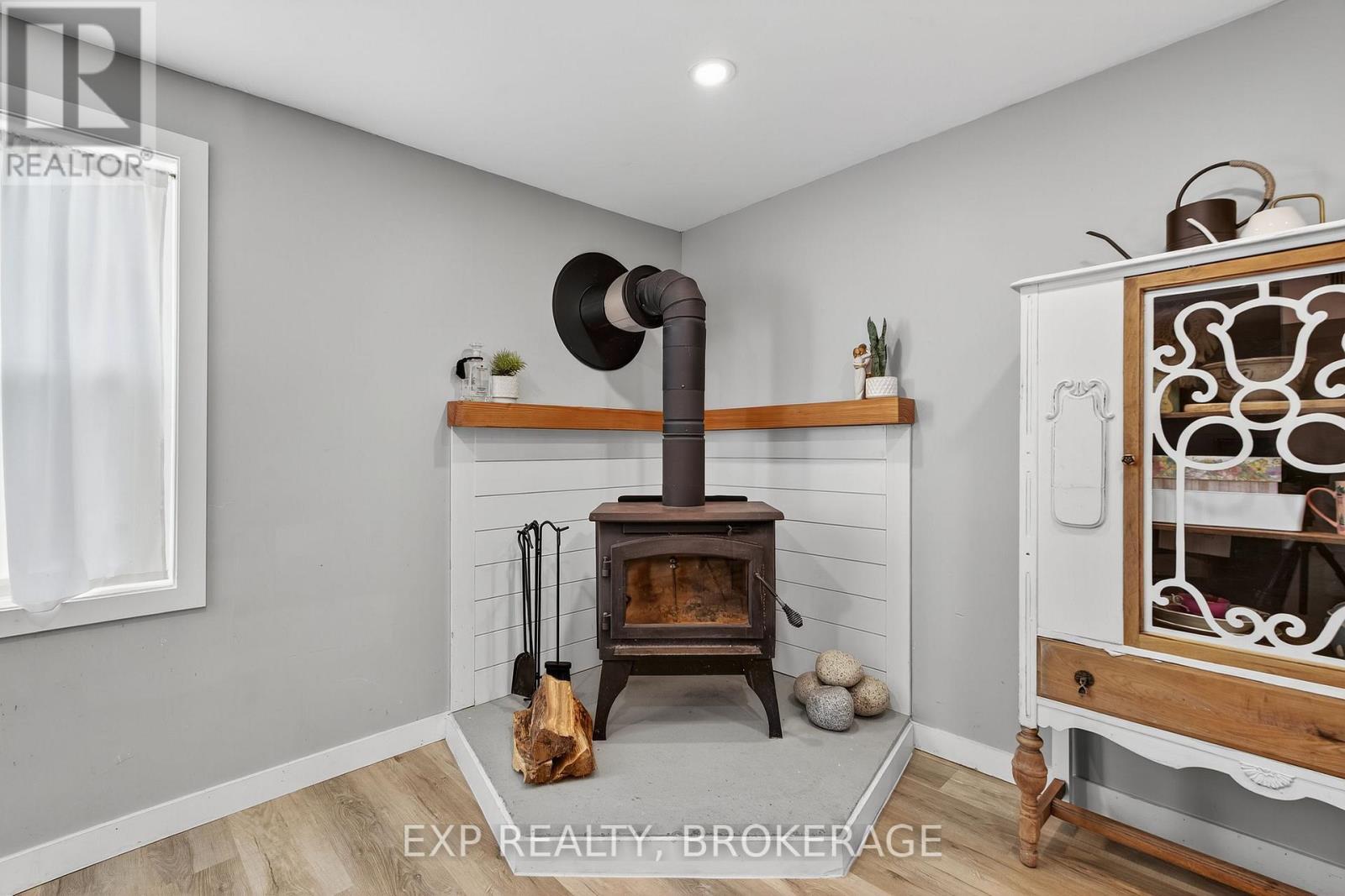 6745 Road 38, Frontenac, Ontario  K0H 0B8 - Photo 15 - X12415023