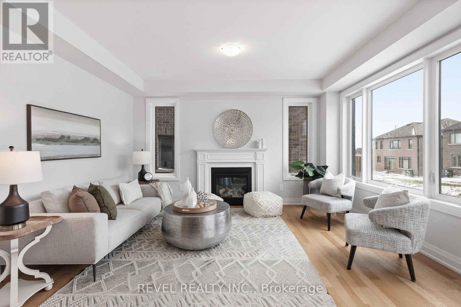 47 Corley Street, Kawartha Lakes (Lindsay), Ontario  K9V 6C2 - Photo 8 - X12792066