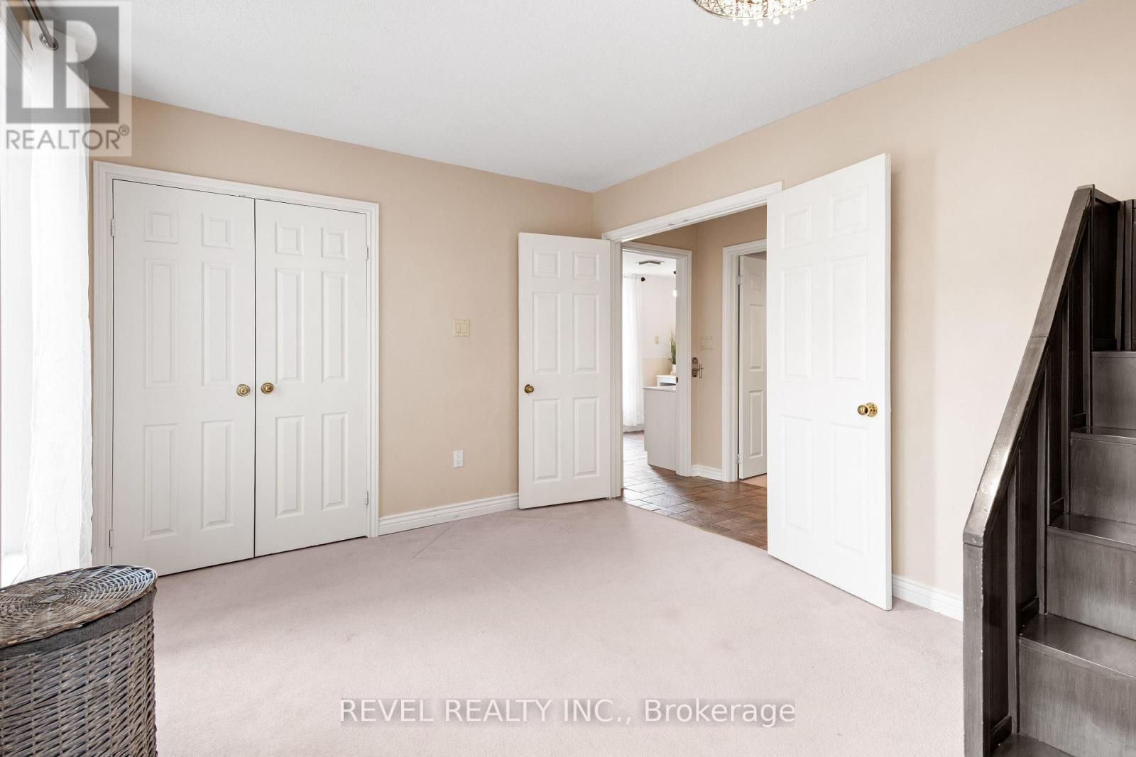 27 Cedar Crescent, Kawartha Lakes, Ontario  L0B 1K0 - Photo 16 - X12792070