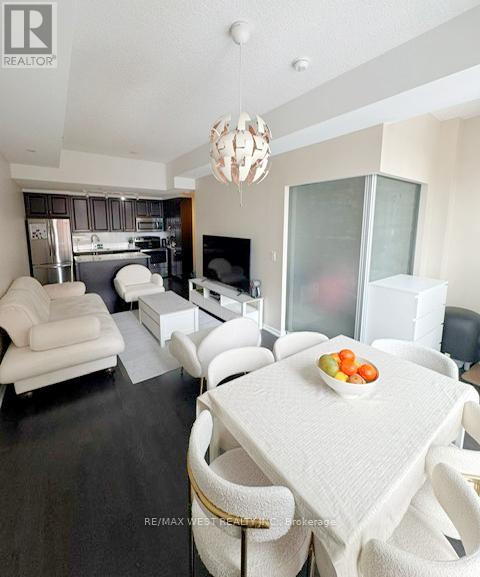 825 - 830 Lawrence Avenue W, Toronto (Yorkdale-Glen Park), Ontario  M6A 1C3 - Photo 7 - W12787936