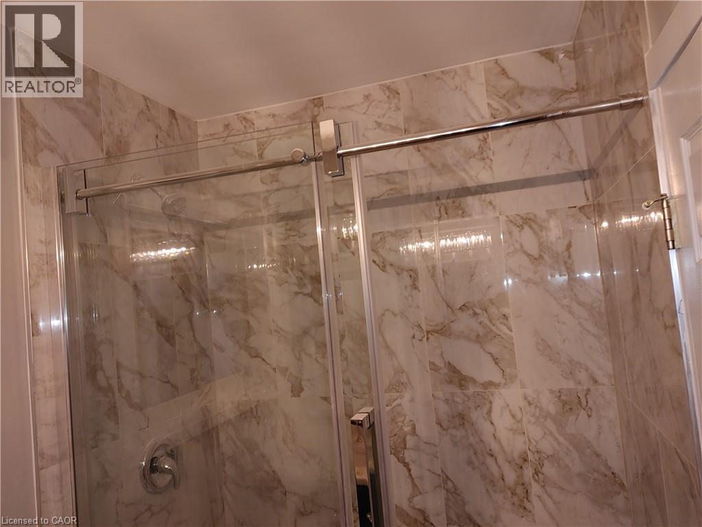 8 Noel Crescent Unit# 1, Kitchener, Ontario N2A 1Z8 - Photo 7 - 40805422