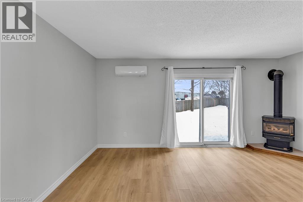 10 Mill Creek Road Unit# 31, Cambridge, Ontario  N1R 1J6 - Photo 11 - 40805360