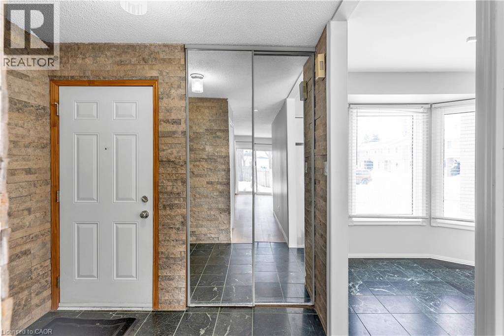 10 Mill Creek Road Unit# 31, Cambridge, Ontario  N1R 1J6 - Photo 2 - 40805360