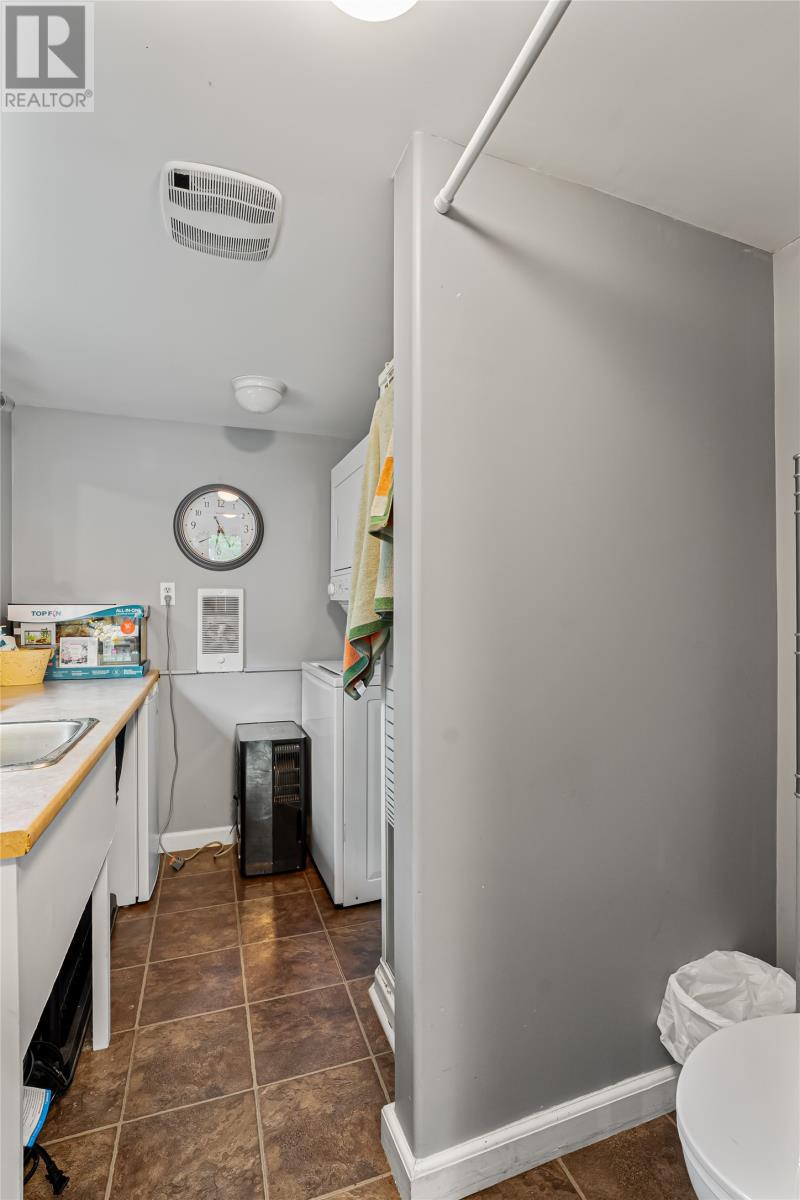 8 Goulds Road, Pouch Cove, Newfoundland & Labrador  A0A 3L0 - Photo 12 - 1290915