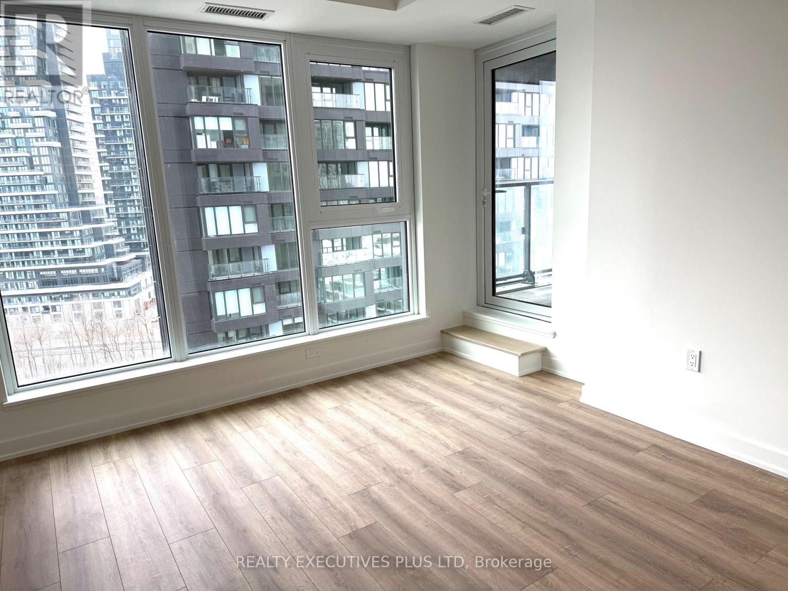 1404 - 1 Quarrington Lane, Toronto, Ontario  M3C 0S4 - Photo 17 - C12792032