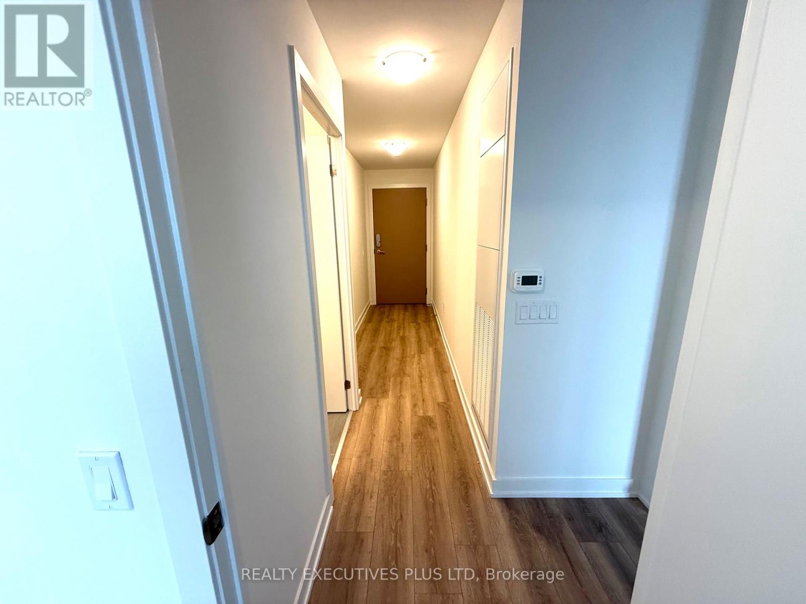 1404 - 1 Quarrington Lane, Toronto, Ontario  M3C 0S4 - Photo 30 - C12792032