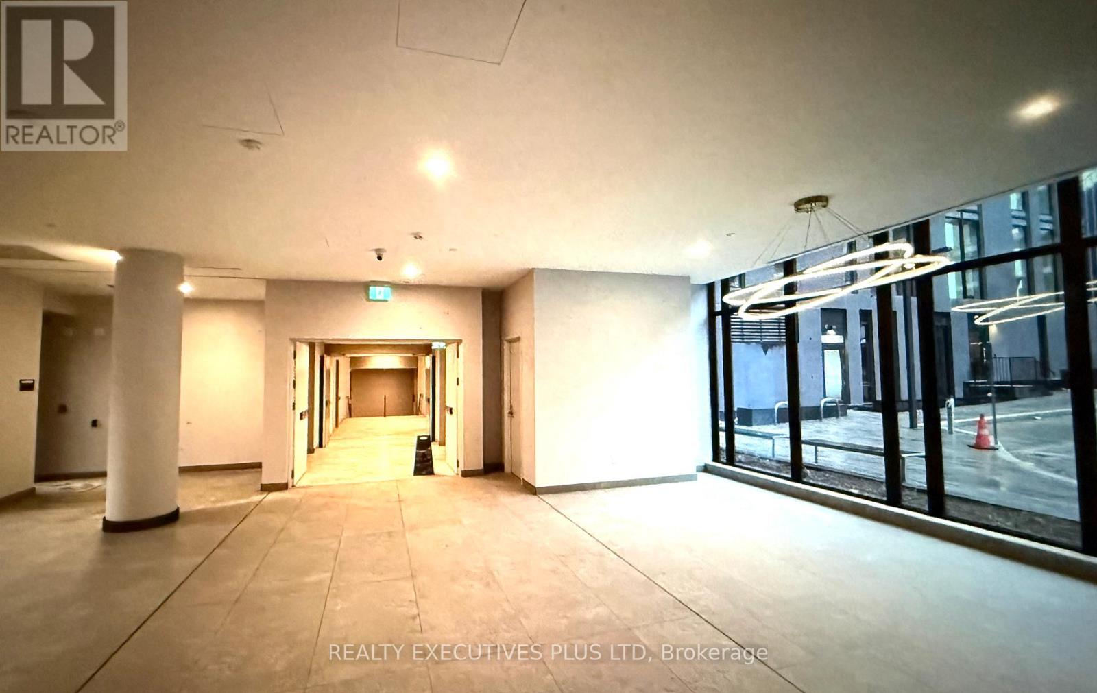 1404 - 1 Quarrington Lane, Toronto, Ontario  M3C 0S4 - Photo 32 - C12792032